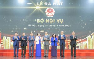 Bộ trưởng là tinh thần đoàn kết và cống hiến của toàn thể cán bộ công chức Bộ Nội vụ