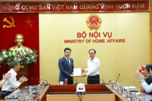 Buổi lễ công bố quyết định không chỉ mang lại niềm vinh dự cho cá nhân ông Trần Lưu Trung mà còn thể hiện sự phát triển và định hướng tương lai của Vụ Tổ chức - Biên chế